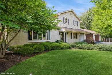 Lake Home For Sale in North Barrington, Illinois