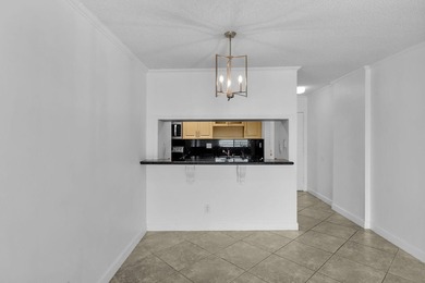 This is a modern, fully updated beautiful 2 bedroom, 1.5 bath - photo 6