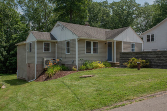 A Rare Find!! Year Round Living at beautiful Lake Hayward - Lake Home For Sale in East Haddam, Connecticut