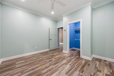 Plenty of space in Downtown Historic Saint Marys! Sitting - photo 23