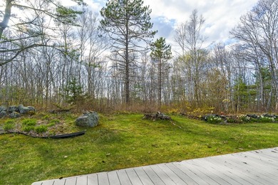 This Boothbay home is conveniently located near Boothbay Harbor - photo 23
