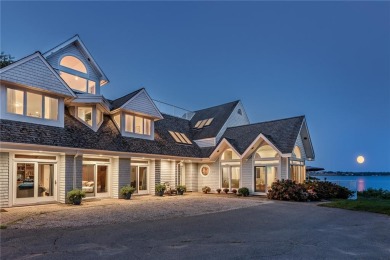 Sakonnet River Home For Sale in Portsmouth Rhode Island