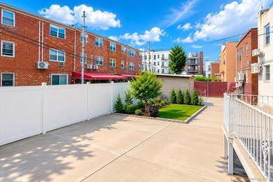 Located in Prime Dyker Heights! Well-maintained legal two - photo 10
