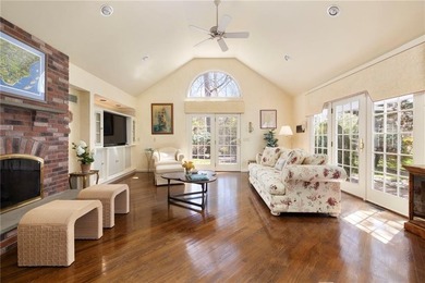 Storybook Cape set on over an acre and steps from the coastline - photo 4