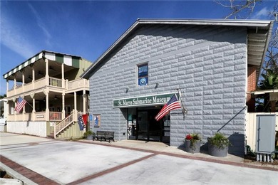 Plenty of space in Downtown Historic Saint Marys! Sitting - photo 45