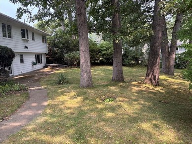 Situated on a desirable corner lot in the sought after Cowesett - photo 5