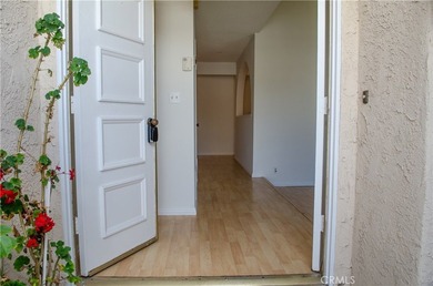 Lovely 3 bedroom, 2 bath home, plus a bonus room that can be - photo 7