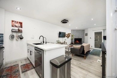 Completely updated Point Loma townhouse is situated in an ideal - photo 8