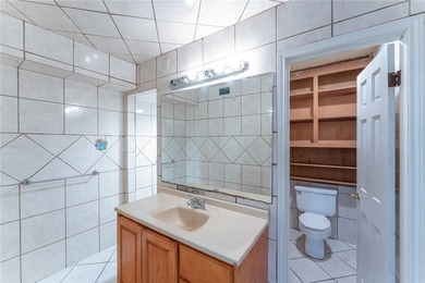 SELLER OFFERING $5,000 IN SELLER CREDITS! Spacious 6-bedroom - photo 11