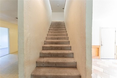 SELLER OFFERING $5,000 IN SELLER CREDITS! Spacious 6-bedroom - photo 21