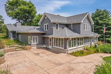 Endless Possibilities on Lake Delton! Bring your vision and - photo 36