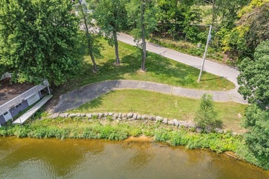 Endless Possibilities on Lake Delton! Bring your vision and - photo 42