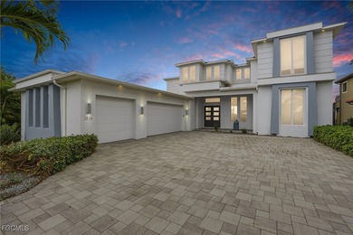 Cape Coral Lakes Area Home For Sale in Cape Coral Florida