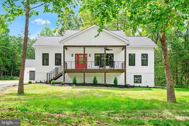 CUSTOM NEW CONSTRUCTION - 2,800+ SF - MOVE IN READY Modern - photo 1