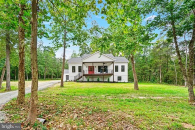 CUSTOM NEW CONSTRUCTION - 2,800+ SF - MOVE IN READY Modern - photo 2
