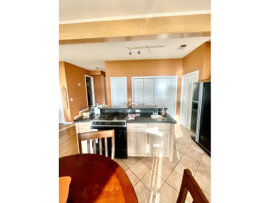 PRICE IMPROVEMENT!! Unique Lake Eddins Chalet On PRIME Lot!!! - photo 17