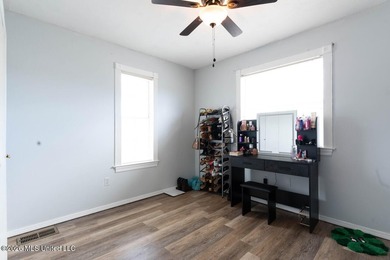 Welcome to 12375 Windward Circle in the Windsong subdivision of - photo 11