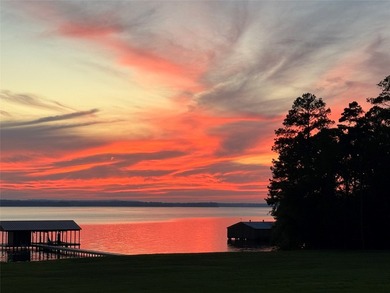 It is my pleasure to present this unparalleled, sprawling Lake - photo 13