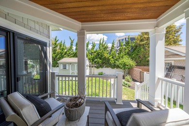 Perfectly positioned second back from the beach, this - photo 22