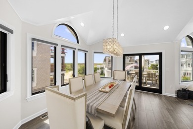 Perfectly positioned second back from the beach, this - photo 29