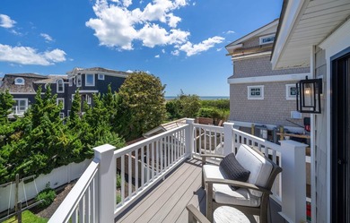 Perfectly positioned second back from the beach, this - photo 39