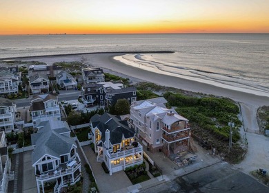 Perfectly positioned second back from the beach, this - photo 43