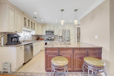 Welcome to this beautiful multi-level home offering the perfect - photo 9