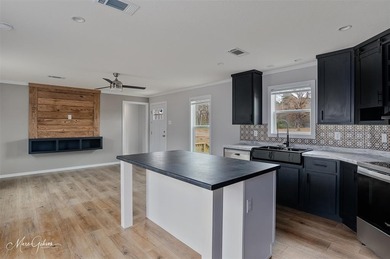 (private lake, pond, coastal) Home For Sale in Princeton Louisiana