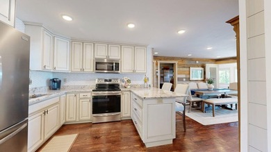 Discover the perfect retreat on one of the premier fishing and - photo 11