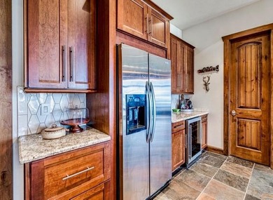Rare luxury lakefront estate in a gated community with some of - photo 16