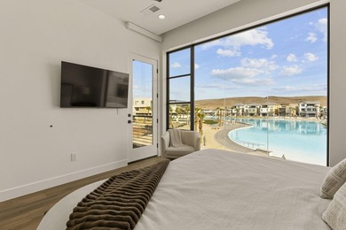 Positioned right on the lagoon in one of the most active and - photo 17