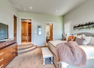 Rare luxury lakefront estate in a gated community with some of - photo 18