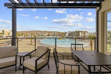 Positioned right on the lagoon in one of the most active and - photo 18