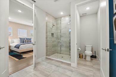 Select HOLIDAY WEEK SHOWINGS.  RARE 9 BEDROOM ***Only 4 years - photo 22