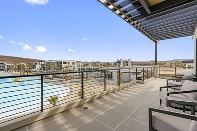 Positioned right on the lagoon in one of the most active and - photo 22