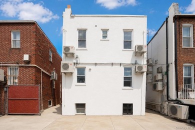 Located in Prime Dyker Heights! Well-maintained detached legal - photo 3