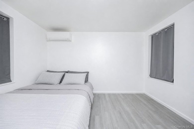 Located in Prime Dyker Heights! Well-maintained detached legal - photo 6
