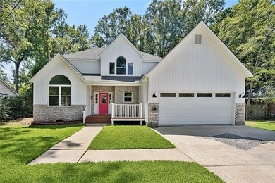 Lake Pontchartrain Home Active Under Contract in Mandeville Louisiana