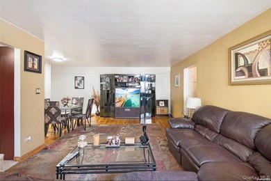 Move right into this beautifully maintained 2-bedroom, 1-bath - photo 2