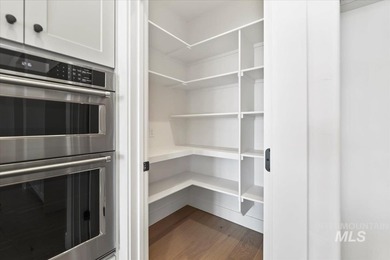 Step into The Birkdale by Tresidio Homes and experience timeless - photo 14