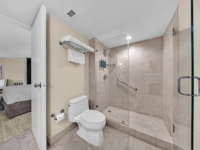 Gallery One, Fully Furnished (turnkey), 1bed/1bath, and only a - photo 15