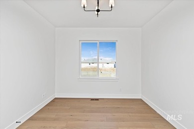 Step into The Birkdale by Tresidio Homes and experience timeless - photo 17