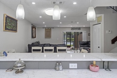 Spacious and well-maintained 3-bedroom, 2.5-bath townhouse - photo 8