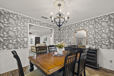 Charming, Move in ready home in the desirable Lake Brenda - photo 22