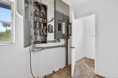 So many opportunities with this unique, history-filled property - photo 23