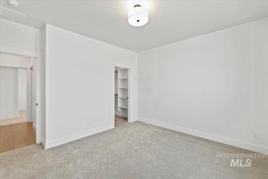 Step into The Birkdale by Tresidio Homes and experience timeless - photo 29