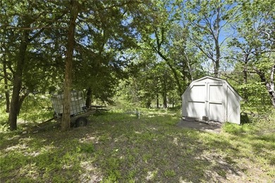 Enjoy camping at this waterfront property in Sugar Valley Lakes! - photo 4