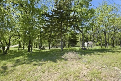 Enjoy camping at this waterfront property in Sugar Valley Lakes! - photo 5