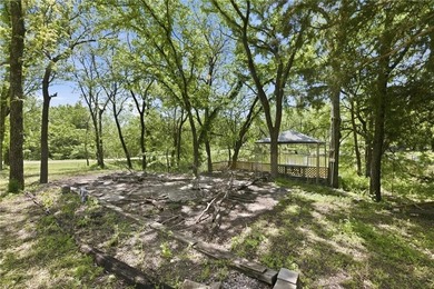 Enjoy camping at this waterfront property in Sugar Valley Lakes! - photo 9