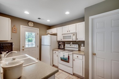 Welcome home to easy coastal living in Merritt Park, one of - photo 10